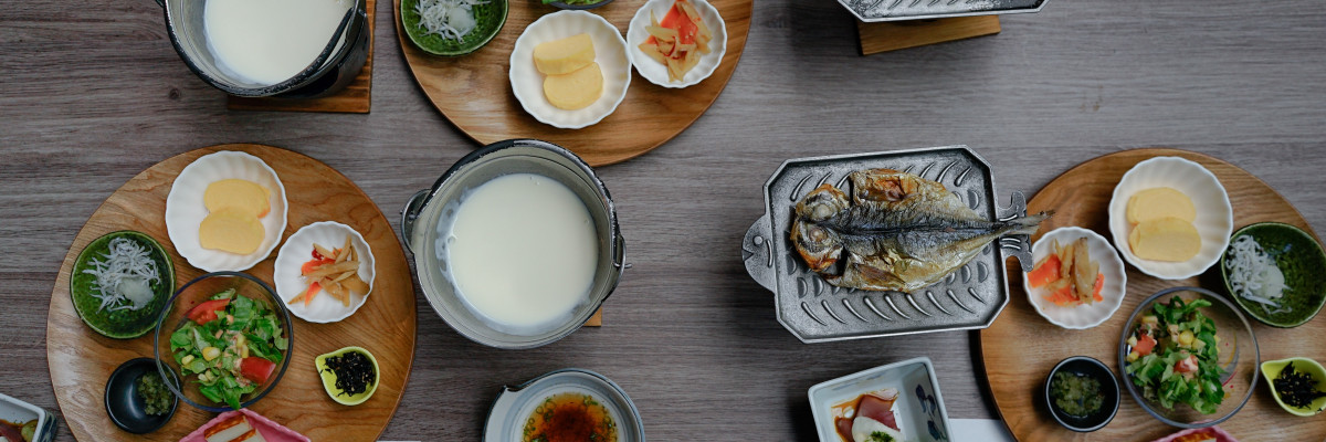 Photo d'un petit déjeuner à la japonaise